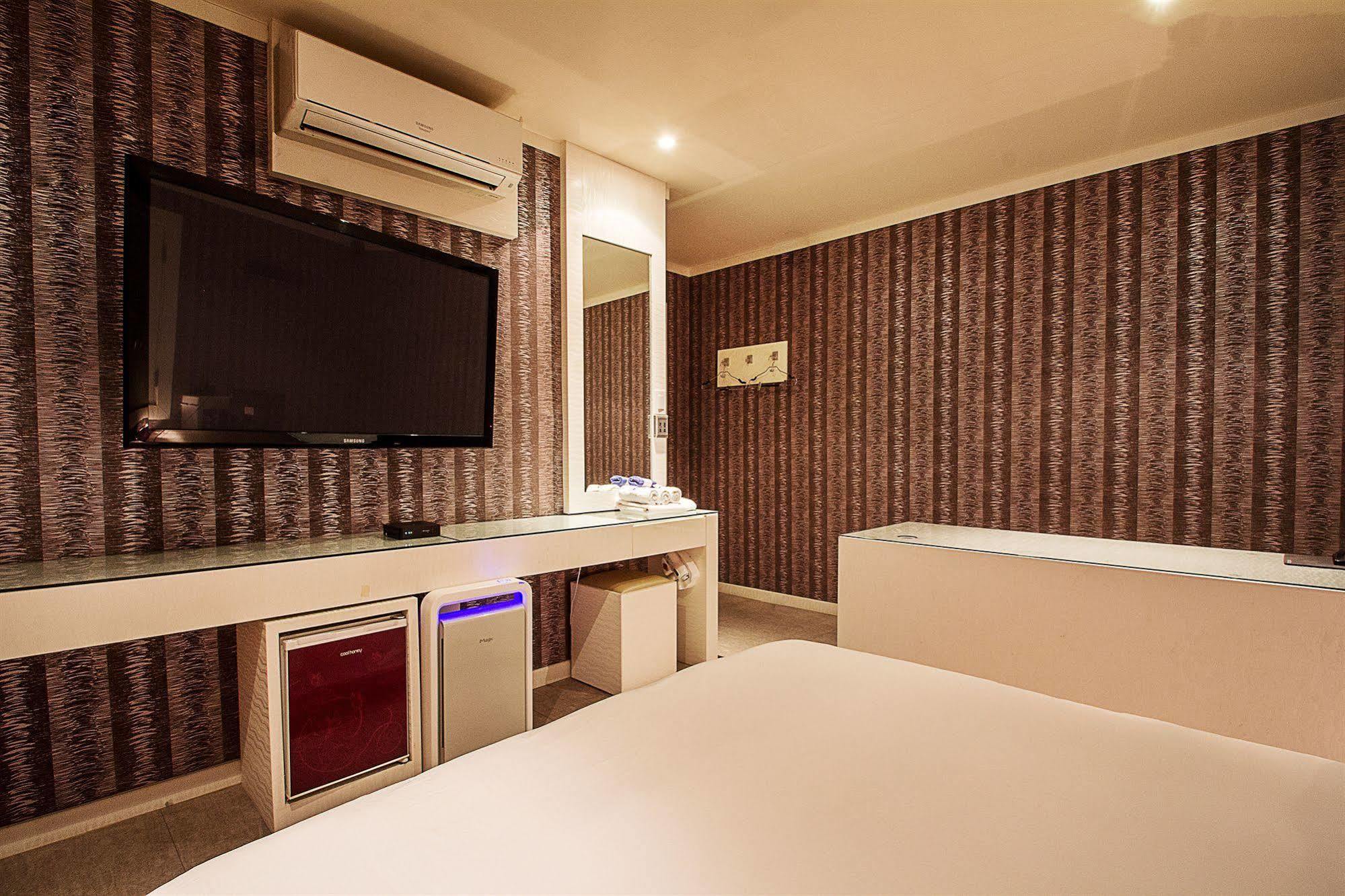Max Hotel Daejeon Exterior photo